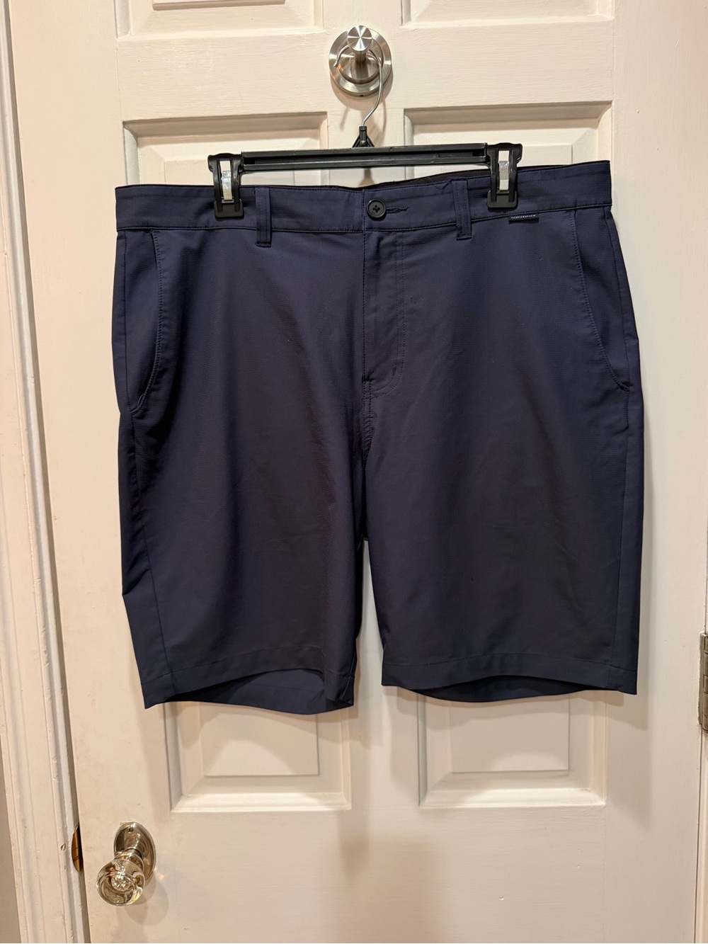 Travis Mathew Navy Flat Front Shorts Size 36